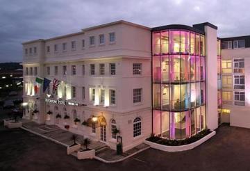 Hallmark Hotel Кройдон Екстериор снимка